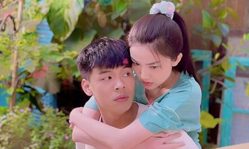 Khiến khán giả nhiều lần rơi nước mắt, đây mới là soái ca đích thực của "11 Tháng 5 Ngày"