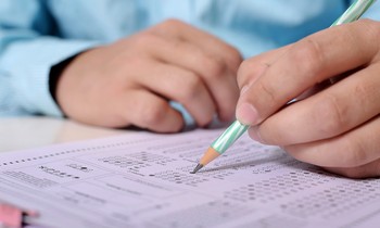 Kinh nghiệm đi thi từ câu đố hóc búa