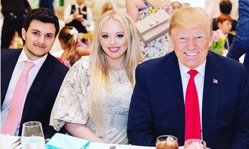 Con gái Tổng thống Trump gây chú ý vì chọn lúc bố sắp rời nhiệm sở để thông báo “tin vui“