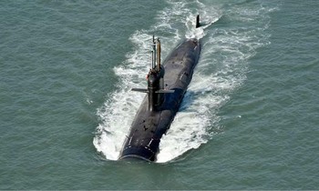 Hải quân Ấn Độ trình làng tàu ngầm tấn công Vela