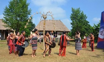 Nhiều tiết mục văn hóa- văn nghệ đặc sắc của các đồng bào DTTS ở Thừa Thiên Huế sẽ được biểu diễn tại ngày hội. (Ảnh minh họa)