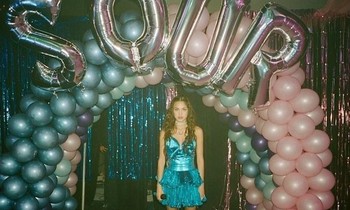 Lên đồ và nhanh chân đến "SOUR Prom" cùng Olivia Rodrigo để "quẫy" chia tay năm cuối cấp!