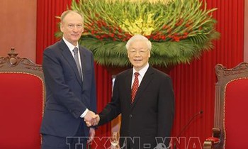 Tổng Bí thư, Chủ tịch nước Nguyễn Phú Trọng tiếp Đại tướng Nikolai Patrushev, Thư ký Hội đồng An ninh Liên bang Nga. Ảnh: Trí Dũng/TTXVN