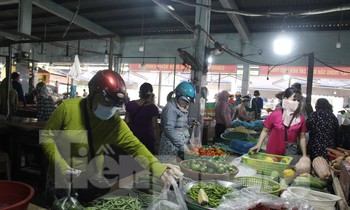 Đà Nẵng thêm 964 ca nhiễm, hơn 100 tiểu thương