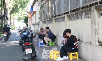 Cuối tuần ở TP.HCM: Gen Z thích hoạt động ngoài trời, "cà phê cóc", đạp xe và đi sở thú