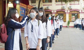 Học sinh ở quận, huyện nào tại Hà Nội sẽ được đến trường học trực tiếp từ ngày 10/1?