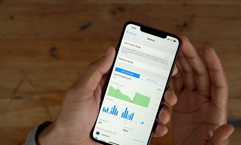 Vừa lên iOS 16, người dùng "kêu trời" vì tụt ngay 3% dung lượng pin trên iPhone 13