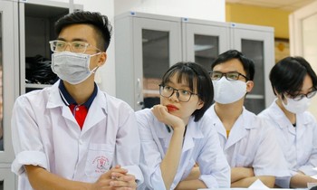 Điểm sàn nhận hồ sơ xét tuyển của Đại học Y Hà Nội và Đại học Y khoa Phạm Ngọc Thạch