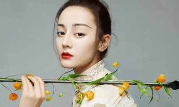 Địch Lệ Nhiệt Ba khẳng định "đẳng cấp lưu lượng" với bộ ảnh mới trên tạp chí VOGUEme