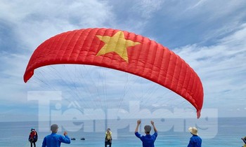 Các vận động viên sẽ xuất phát từ đỉnh núi Thới Lới. Ảnh: Nguyễn Ngọc