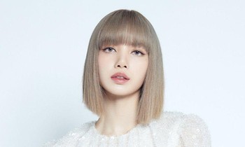 YG "bật mí" tình trạng sức khỏe của Lisa (BLACKPINK) sau 10 ngày nhiễm COVID-19