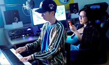 ViruSs “troll” Thùy Chi nhờ trông con giúp, nữ ca sĩ liền đưa ra một đề nghị gây sốc
