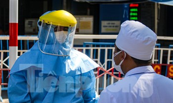 Đà Nẵng đang làm sạch COVID-19 tại bệnh viện Đà Nẵng. Ảnh: Nguyễn Thành