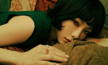 Không có nốt cao, "Can't Control Myself" vẫn khiến fan sởn da gà bởi diễn xuất của Taeyeon
