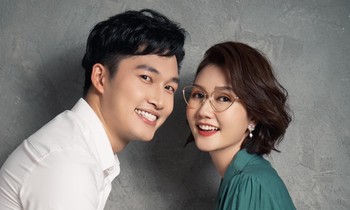 Soi trang cá nhân của Đình Tú và Hương Giang trước khi chia tay: Cực kỳ đối lập!