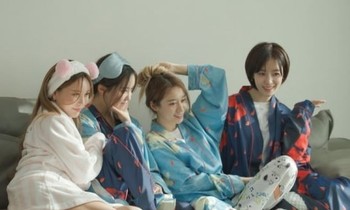 T-Ara hội ngộ đầy đủ 4 thành viên, khiến fan xúc động khi chia sẻ về thời gian bên nhau