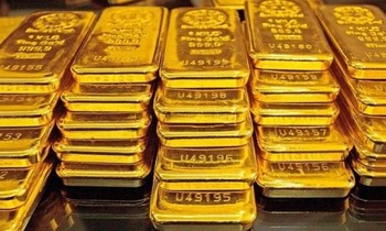 Giá vàng tăng vọt ngày cuối tuần, lên sát 62 triệu đồng/lượng