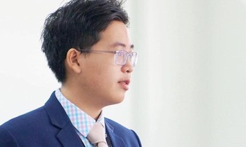 Nam sinh lớp 12 trường chuyên trúng học bổng 16 tỷ đồng từ các trường ĐH hàng đầu của Mỹ