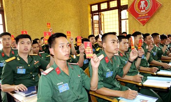 Vocational training and job introduction for nearly 4,000 demobilized members