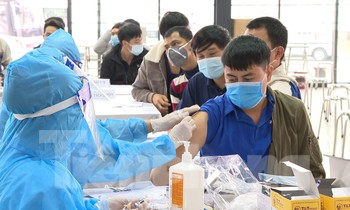 Ninh Bình tăng tốc tiêm mũi 3 cho đối tượng có nguy cơ - Ảnh: HC