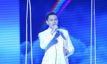X Factor: Hà Hồ 'hết hồn' khi Quang Đại hát hit của Tuấn Hưng