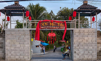 Cận cảnh Cổ Mộc Trấn ở An Giang nhận nhiều ý kiến trái chiều từ dư luận