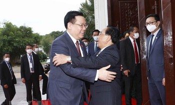Quốc hội luôn ủng hộ và thúc đẩy hợp tác giữa hai chính phủ Việt-Lào