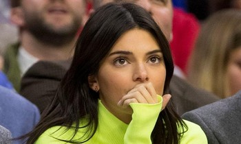'Chân dài đắt giá nhất thế giới' Kendall Jenner bị kiện đòi 1,8 triệu USD