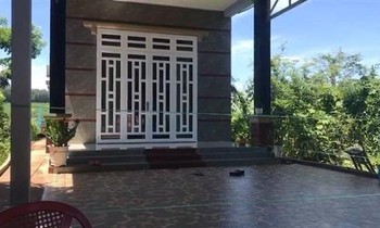 Bản tin 8H: Cán bộ tư pháp tử vong trong nhà tắm với vết thương trên ngực