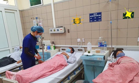 4 người nhập viện cấp cứu vì ăn nhầm nấm kịch độc