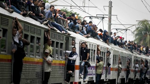 Đảo nào ở Indonesia đông dân nhất thế giới?