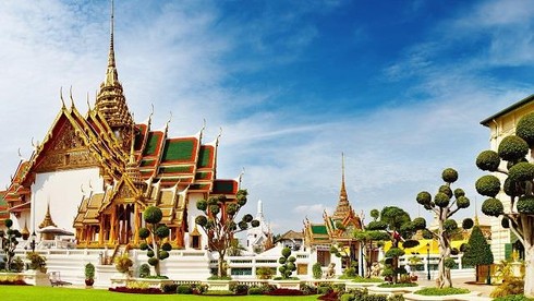 Tuyển Thái Lan tham dự giải đấu cấp độ thế giới đầu tiên vào năm nào?