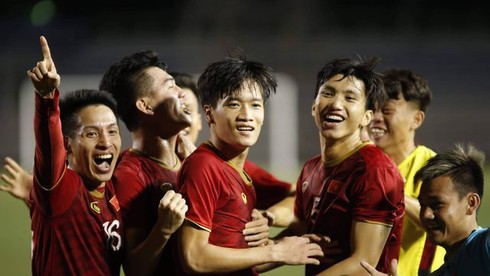 Đội tuyển bóng đá quốc gia Indonesia còn có biệt danh là gì?