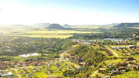Đất nước Lesotho còn có điều gì độc đáo ở những điểm sau?