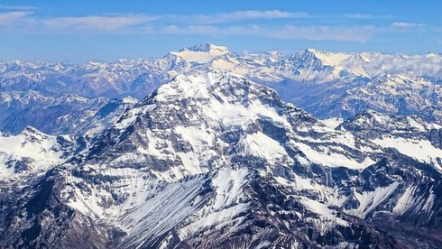 Đỉnh núi cao nhất Châu Mĩ là Aconcagua cao bao nhiêu?