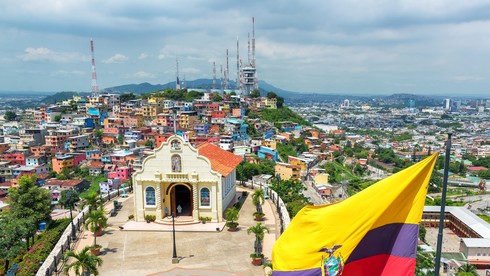 Con vật nào dưới đây xuất hiện trên quốc kỳ Ecuador?