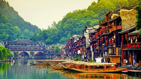 Nguồn gốc tên “Phượng Hoàng cổ trấn”?