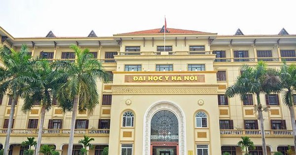 Đại học Y Hà Nội chính thức công bố Đề án tuyển sinh 2022: Những lưu ý mới