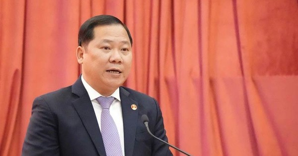 thumbnail - Chủ tịch tỉnh Bình Định làm Bí thư Tỉnh ủy Hòa Bình