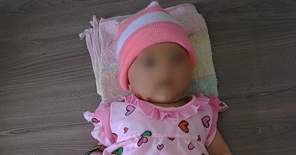 Tìm thân nhân bé gái 3 tháng tuổi bị bỏ rơi trong đêm
