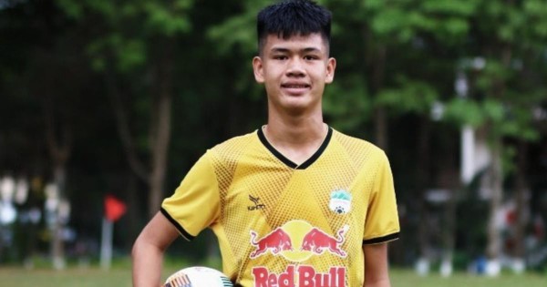 thumbnail - Danh sách U16 Việt Nam đá giải Đông Nam Á: Có trung vệ 15 tuổi cao 1m91!