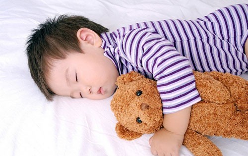 Cẩn thận với thiết bị ru ngủ cho bé
