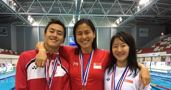 thumbnail - Ba chị em kình ngư giành 4 HCV cho đội bơi Singapore