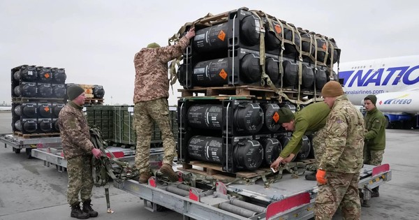 thumbnail - Có gì trong gói vũ khí mới nhất Mỹ hứa gửi cho Ukraine?