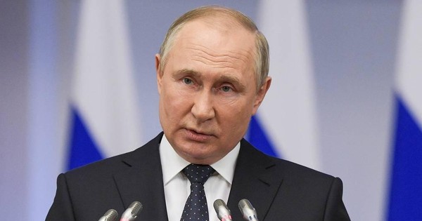thumbnail - Tổng thống Nga Putin chúc mừng 77 năm Ngày Chiến thắng