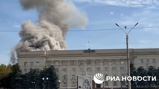 thumbnail - Ukraine bị tố pháo kích tòa nhà hành chính Kherson