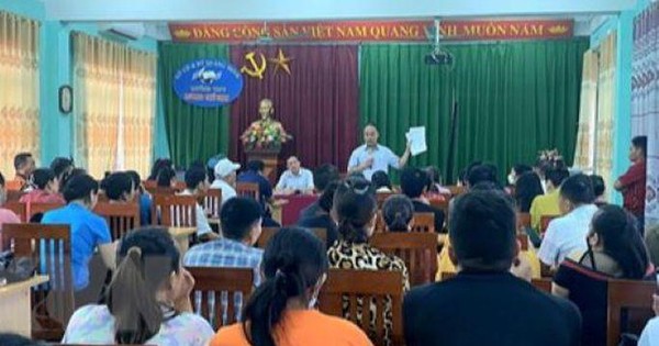 135 học sinh lớp 10 ở Quảng Ninh bất ngờ bị yêu cầu rời trường ngay khi đang học