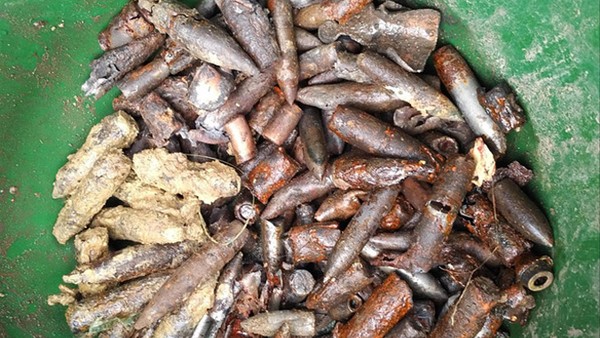 Thôn Quan Độ sau vụ nổ một ngày, cảnh tượng tan hoang