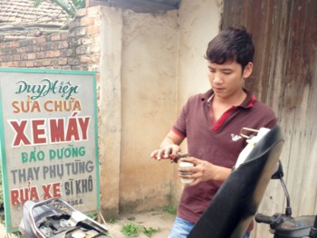Khởi tố nhân chứng quan trọng vụ quan tài diễu phố