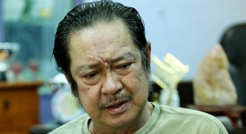Tình trạng 'tham nhũng' lòng hâm mộ